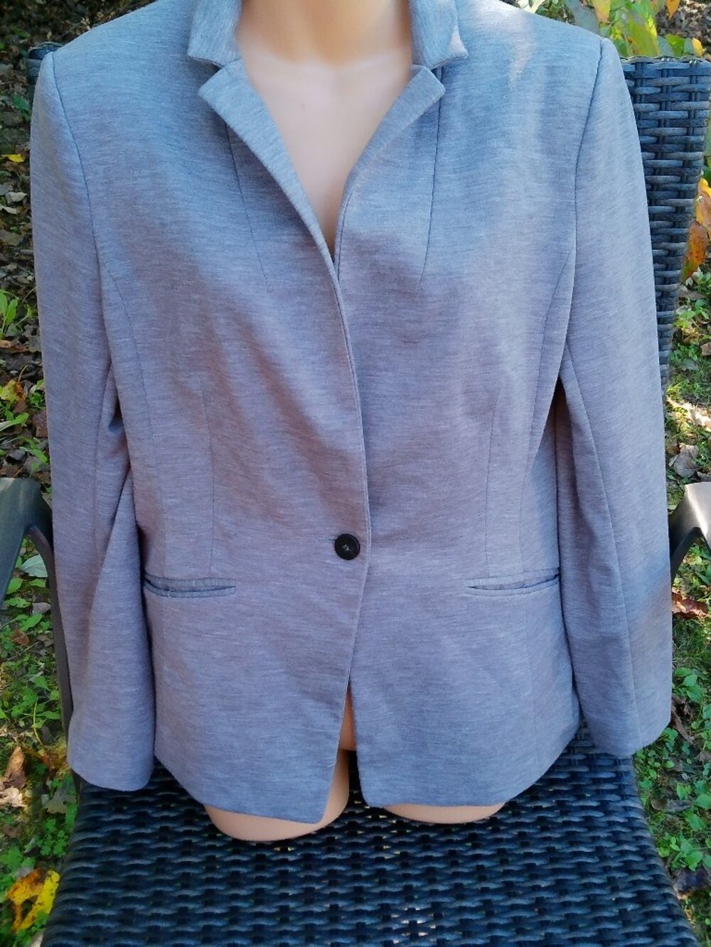 H&M GRAY JACKET SIZE 12 GOOD CONDITION